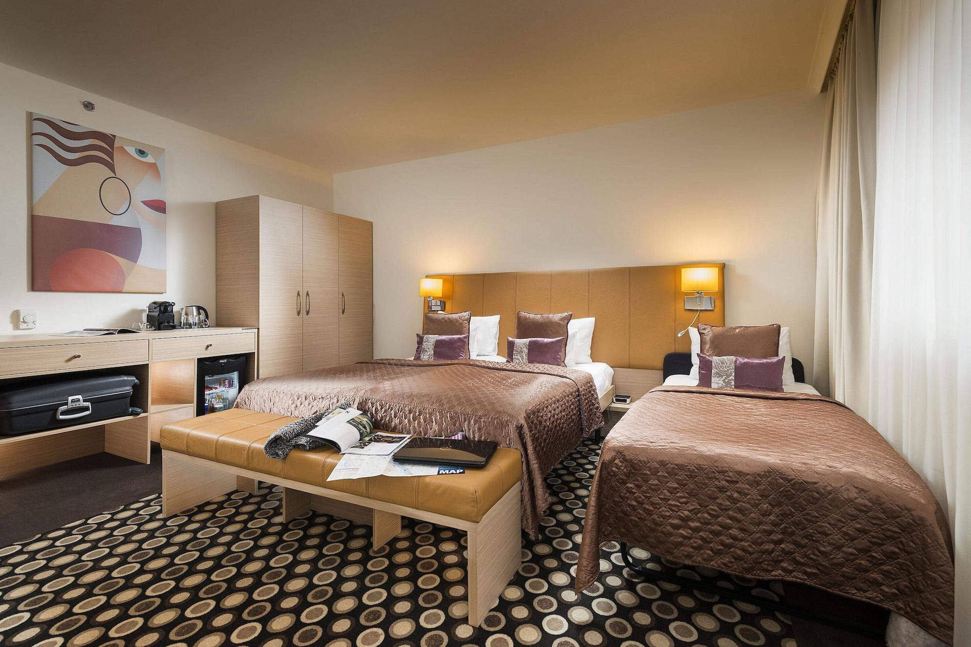 Bo33 Hotel Family & Suites Budapeste Exterior foto